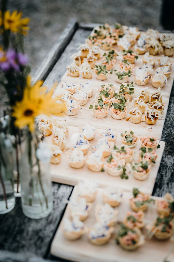 Frisch angerichtetes Buffet vom Baumberger Partyservice in Münster